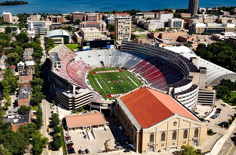 山東旅游職業(yè)學(xué)院單招