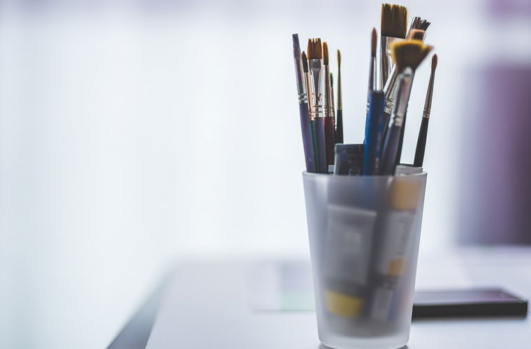 初中生想學(xué)美術(shù)去哪個(gè)學(xué)校好一點(diǎn)呢